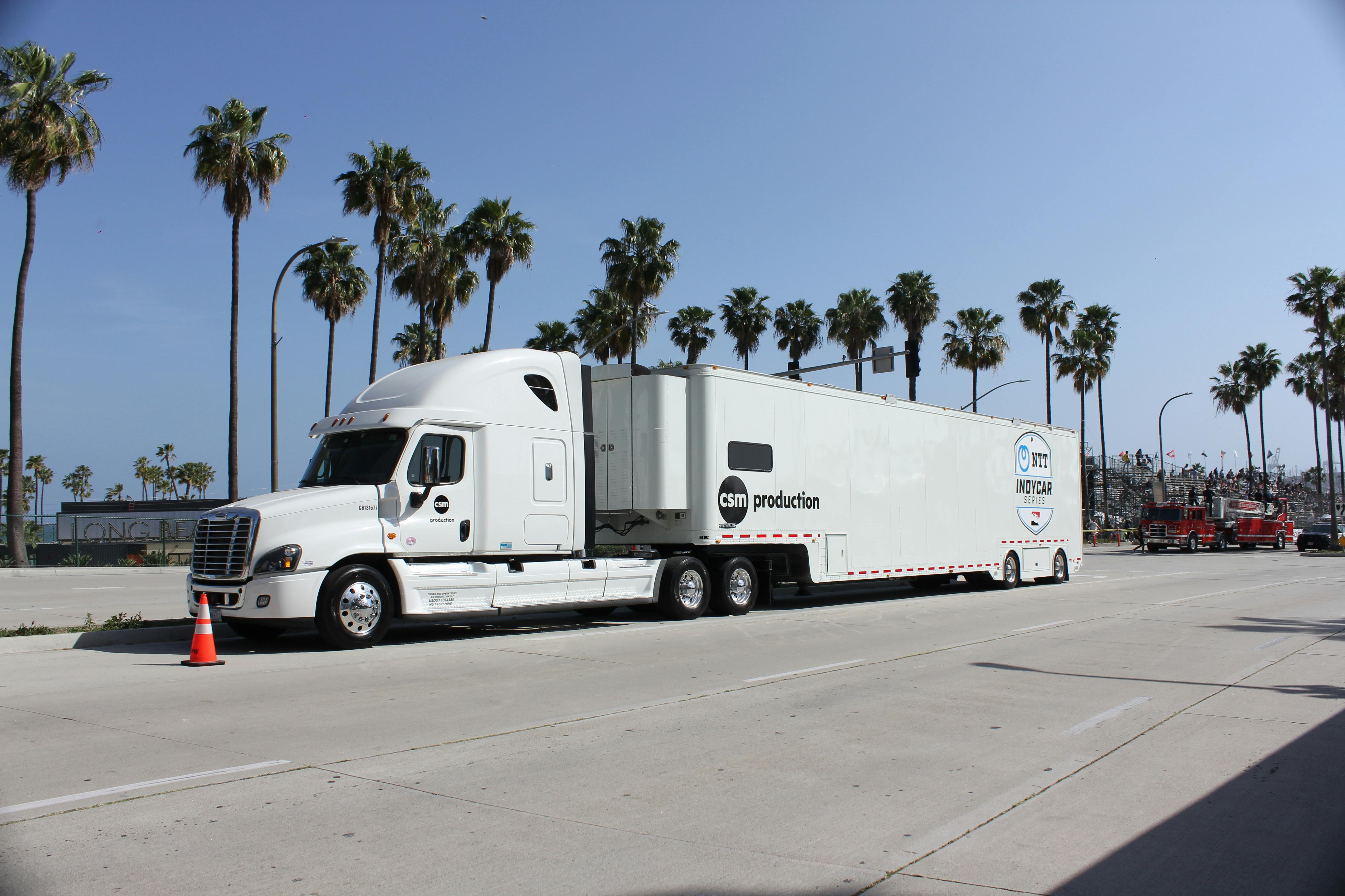 Long-haul truck moving freight across the U.S.